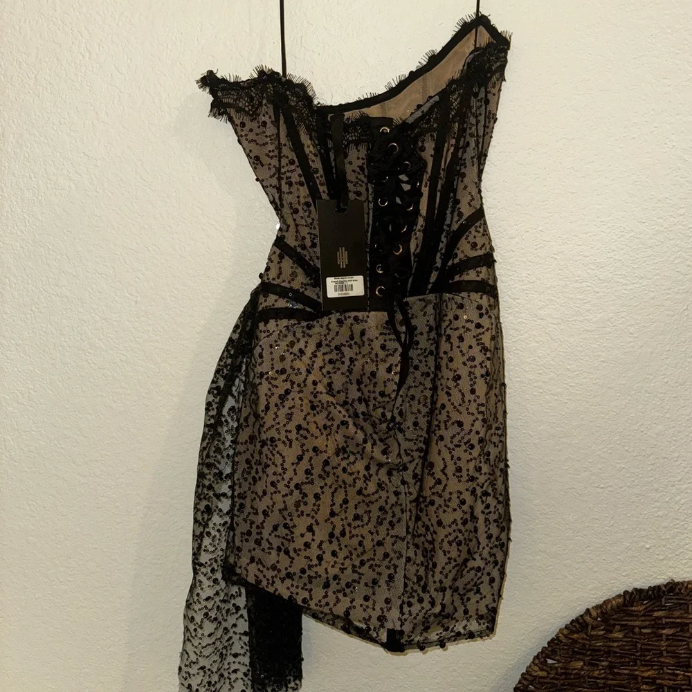 Heiress Beverly Hills Dress - Picture 8 of 10